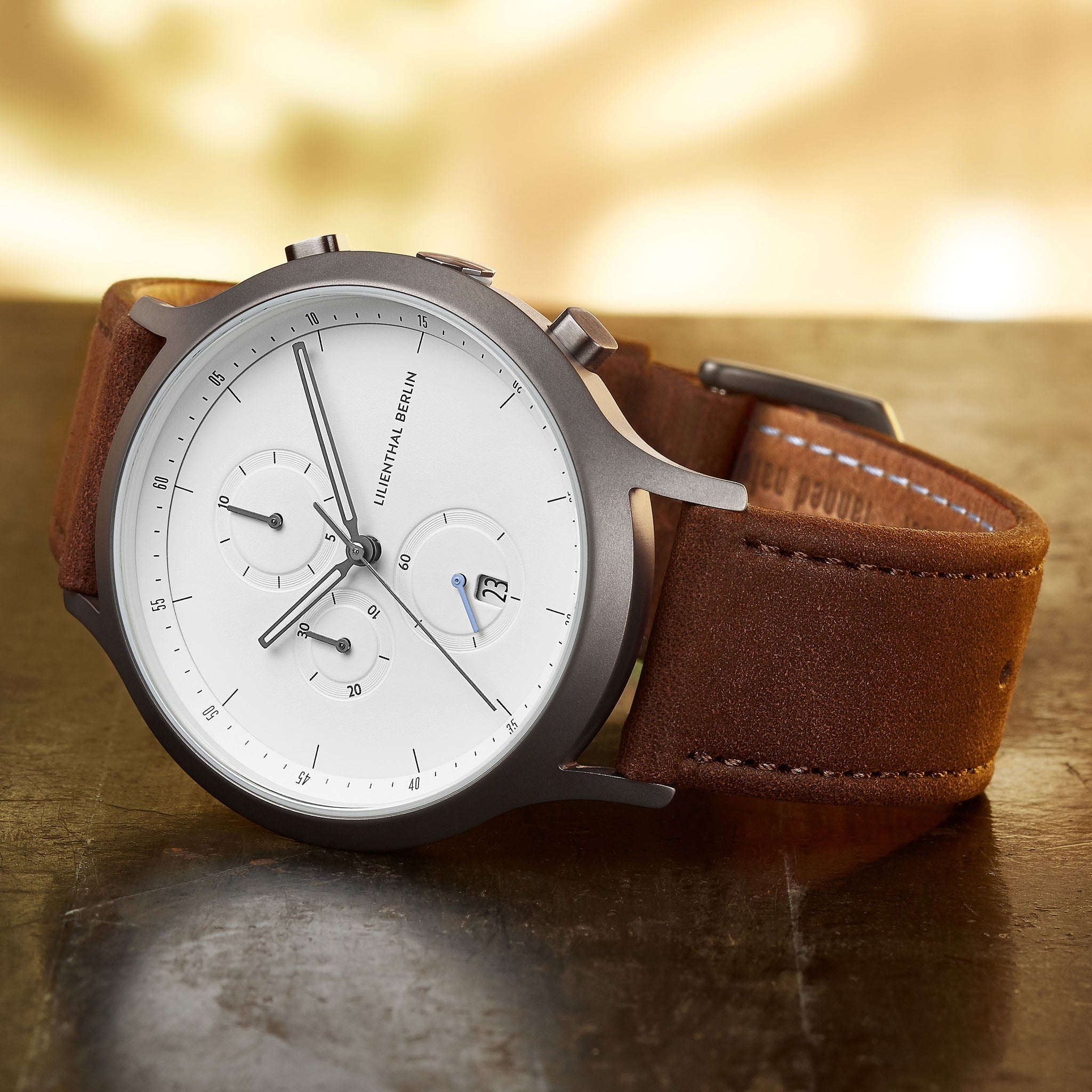 Chronograph Dark Silver White - Lilienthal Berlin