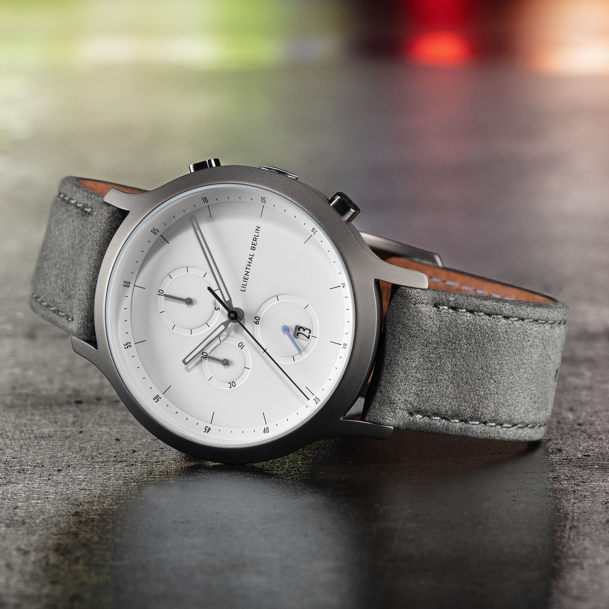 Chronograph Dark Silver White - Lilienthal Berlin
