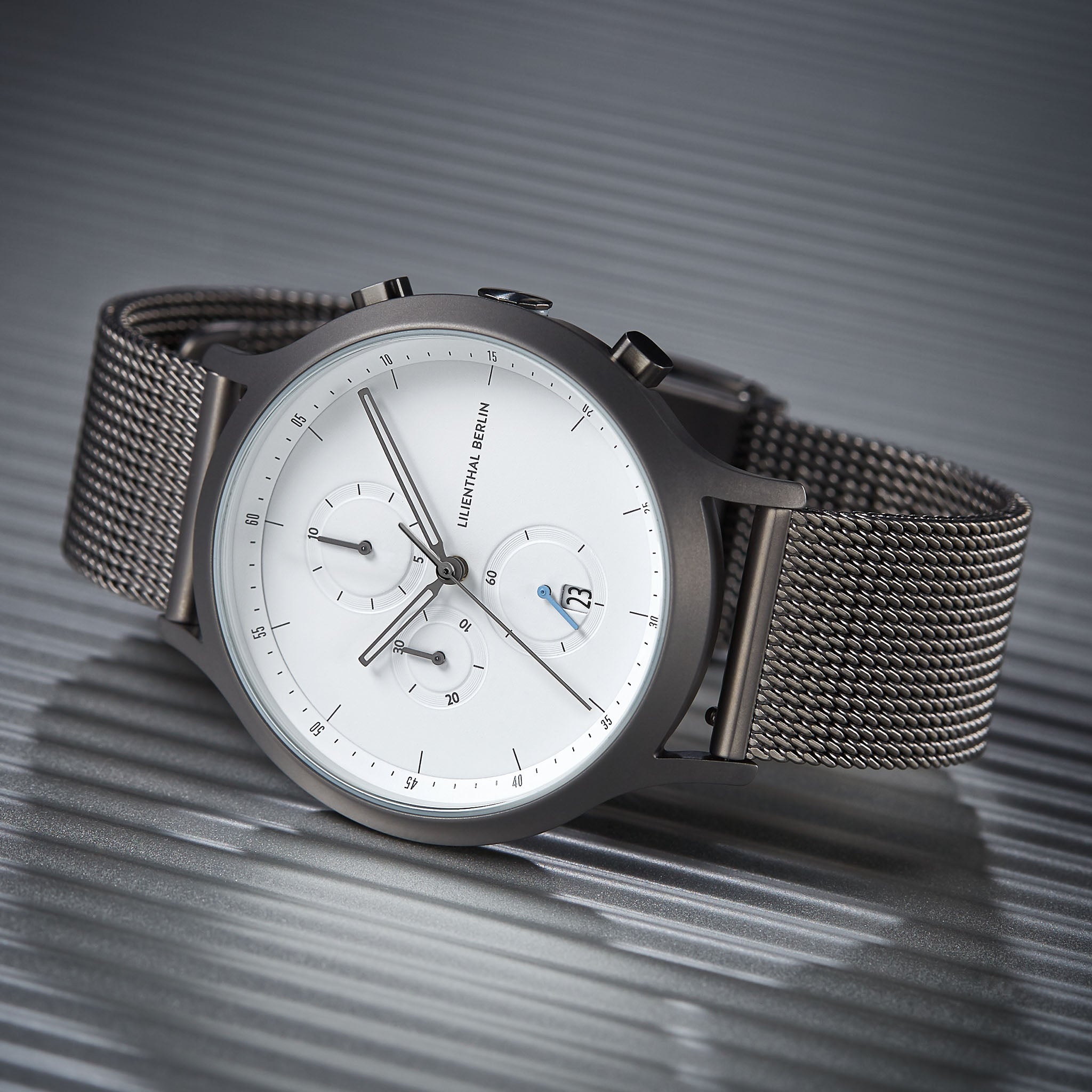 Chronograph Dark Silver White - Lilienthal Berlin