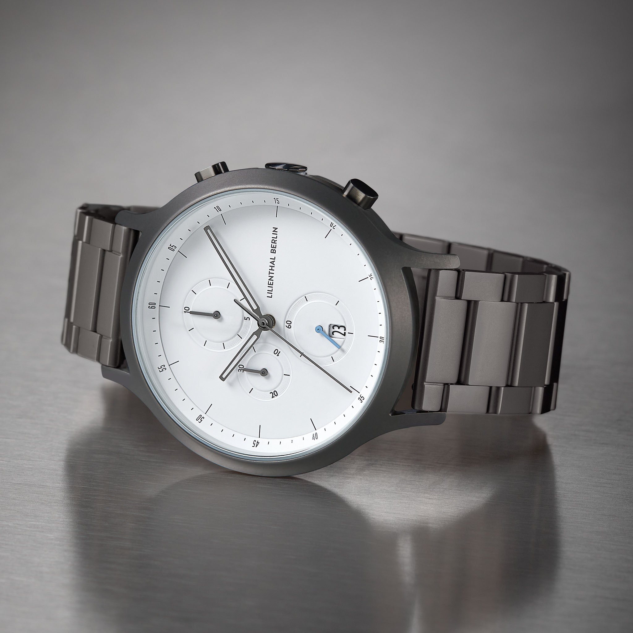 Chronograph Dark Silver White - Lilienthal Berlin
