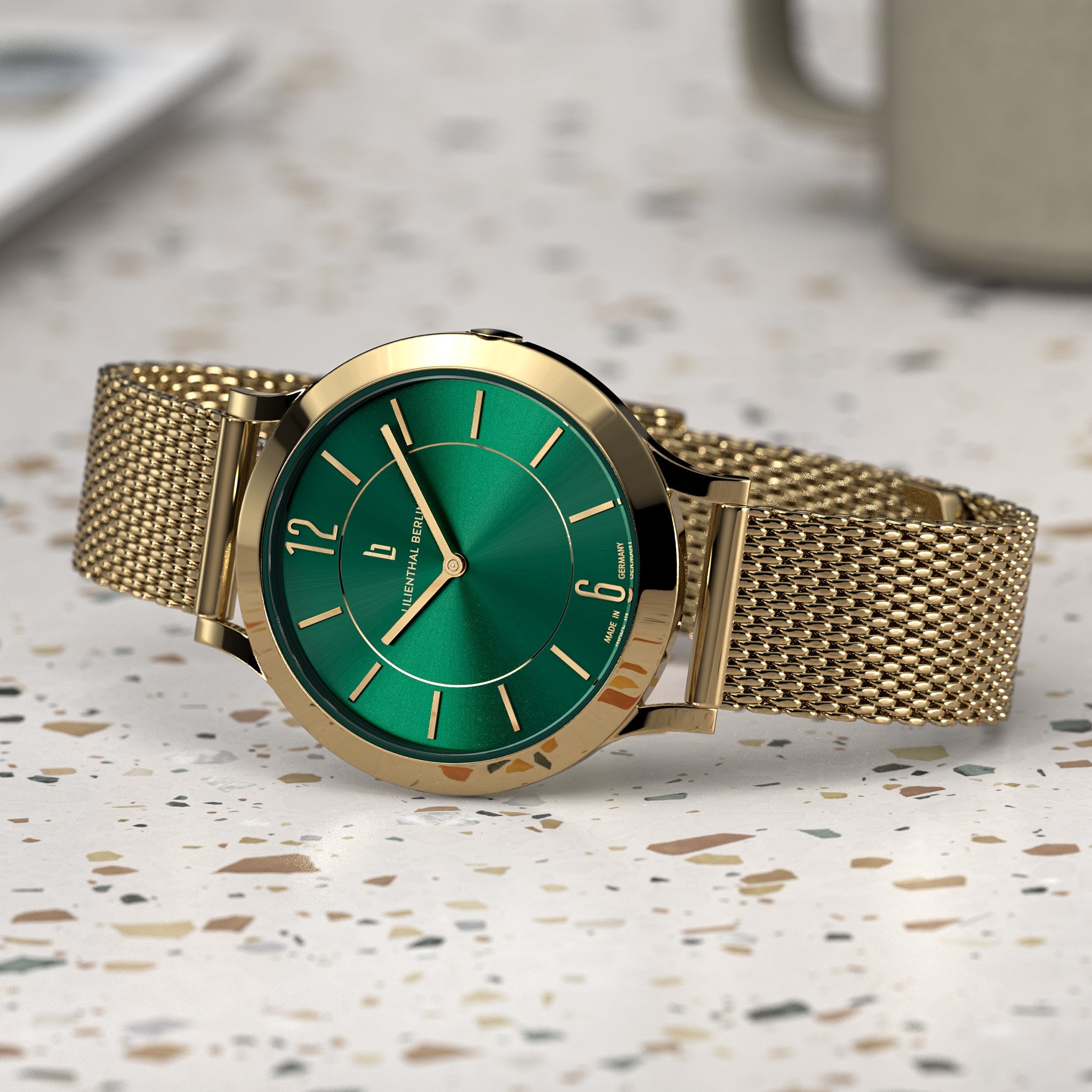 Classic XS Gold Emerald Green - Lilienthal Berlin