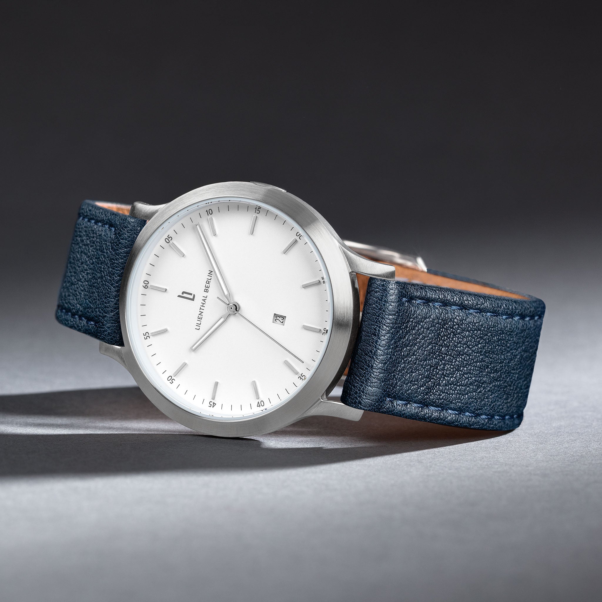 Huxley Silver White - Lilienthal Berlin