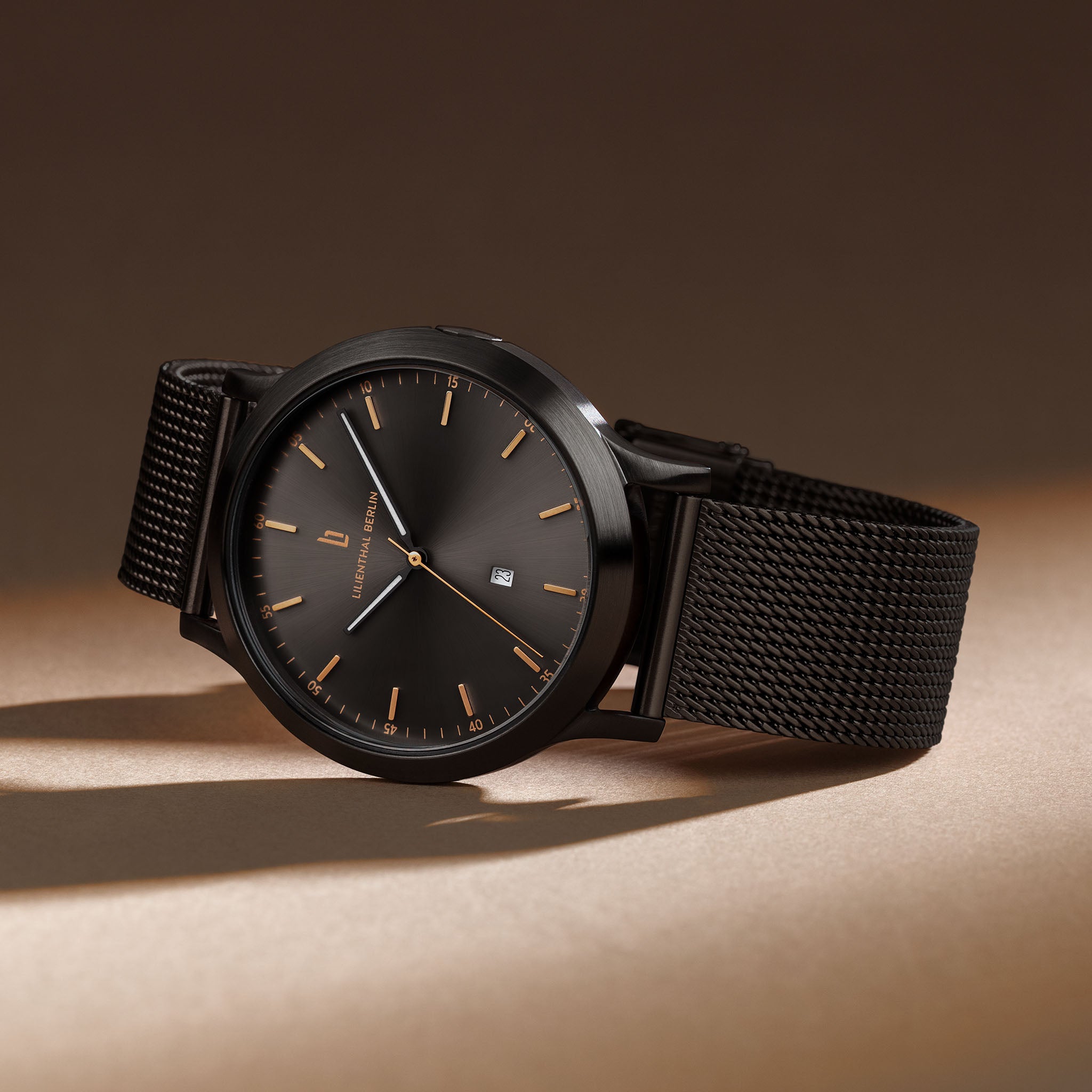 Huxley Black Bronze - Lilienthal Berlin