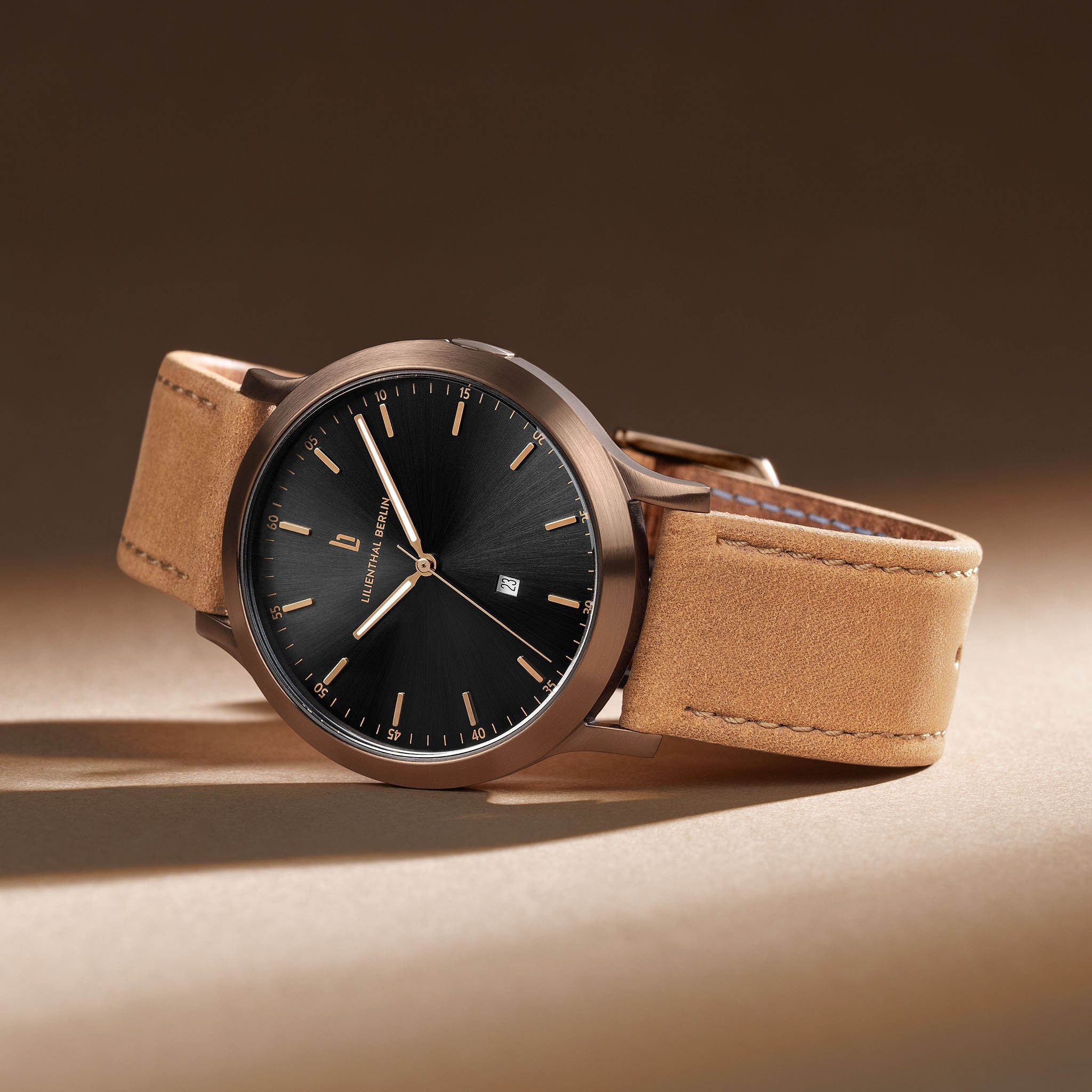 Huxley Bronze Black - Lilienthal Berlin