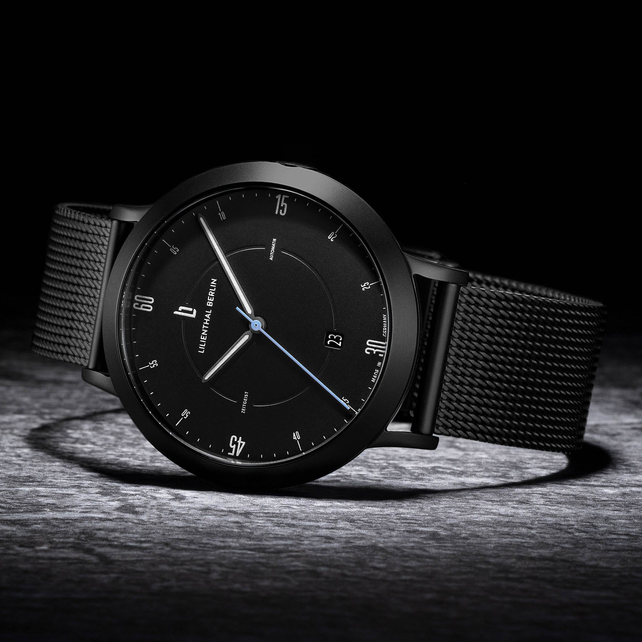 Zeitgeist Automatik All Black - Lilienthal Berlin