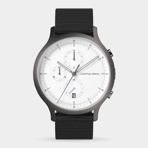 Chronograph – Dark Silver White