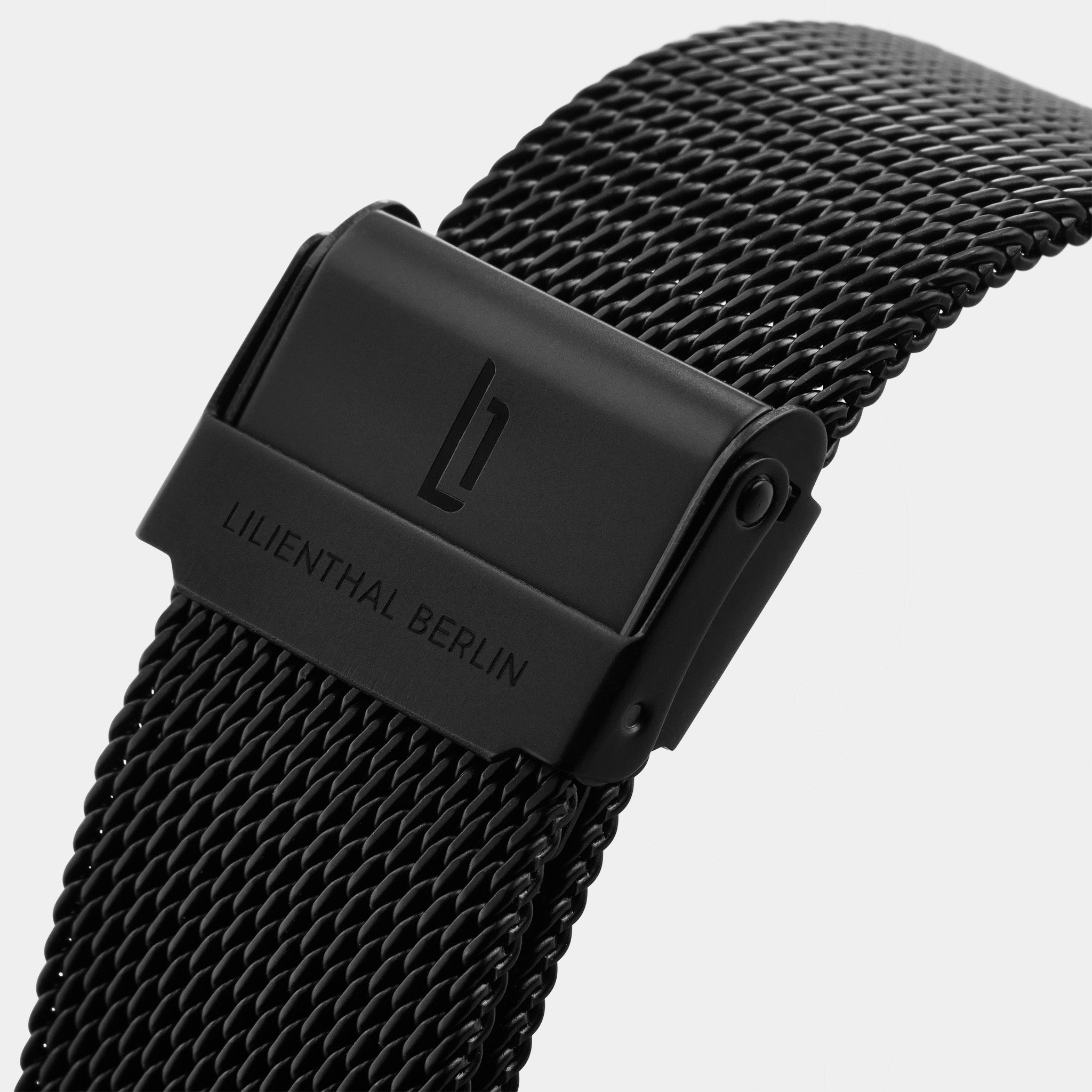 Chronograph Remix II Mesh Black Matte – Lilienthal Berlin - North