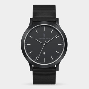 Huxley – Black White