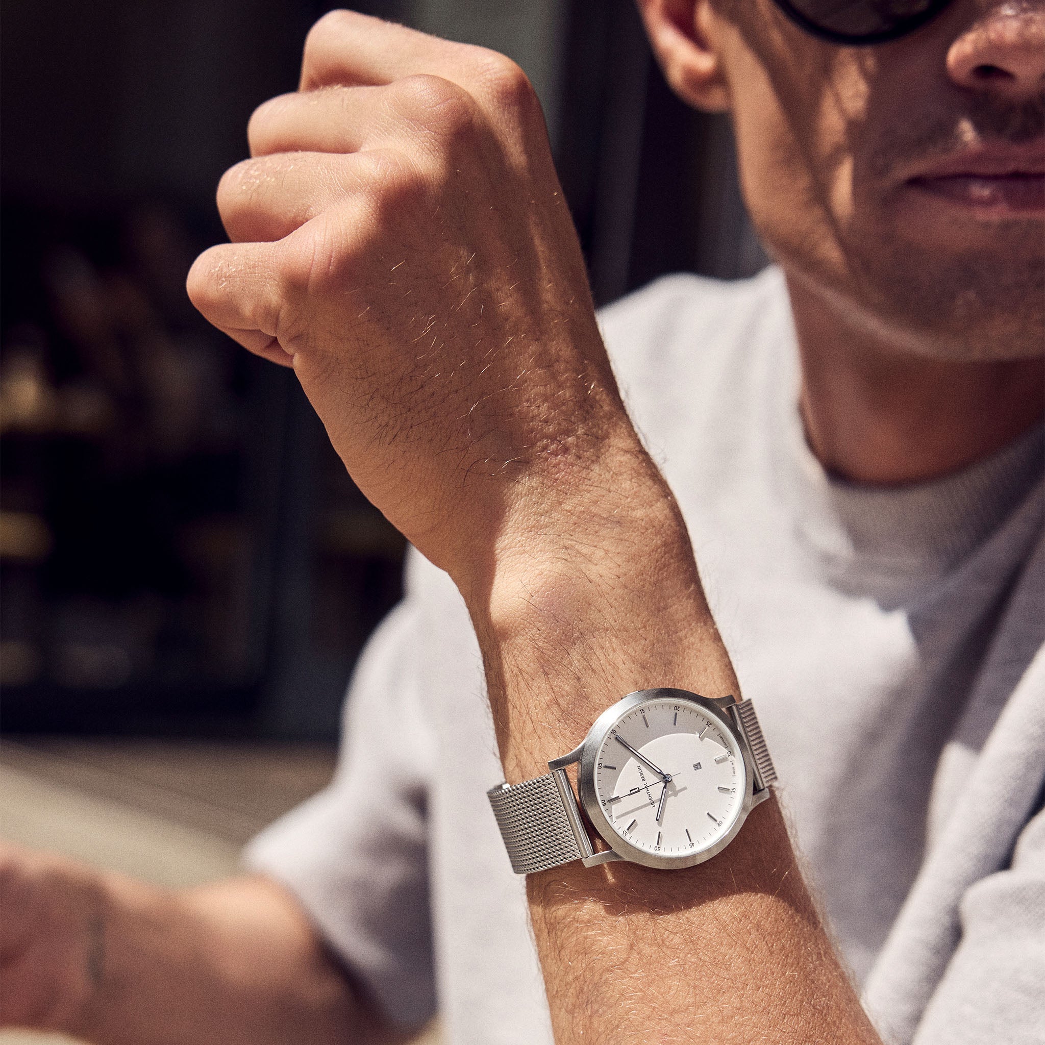 Huxley Silver White Mesh Silver Brushed – Lilienthal Berlin