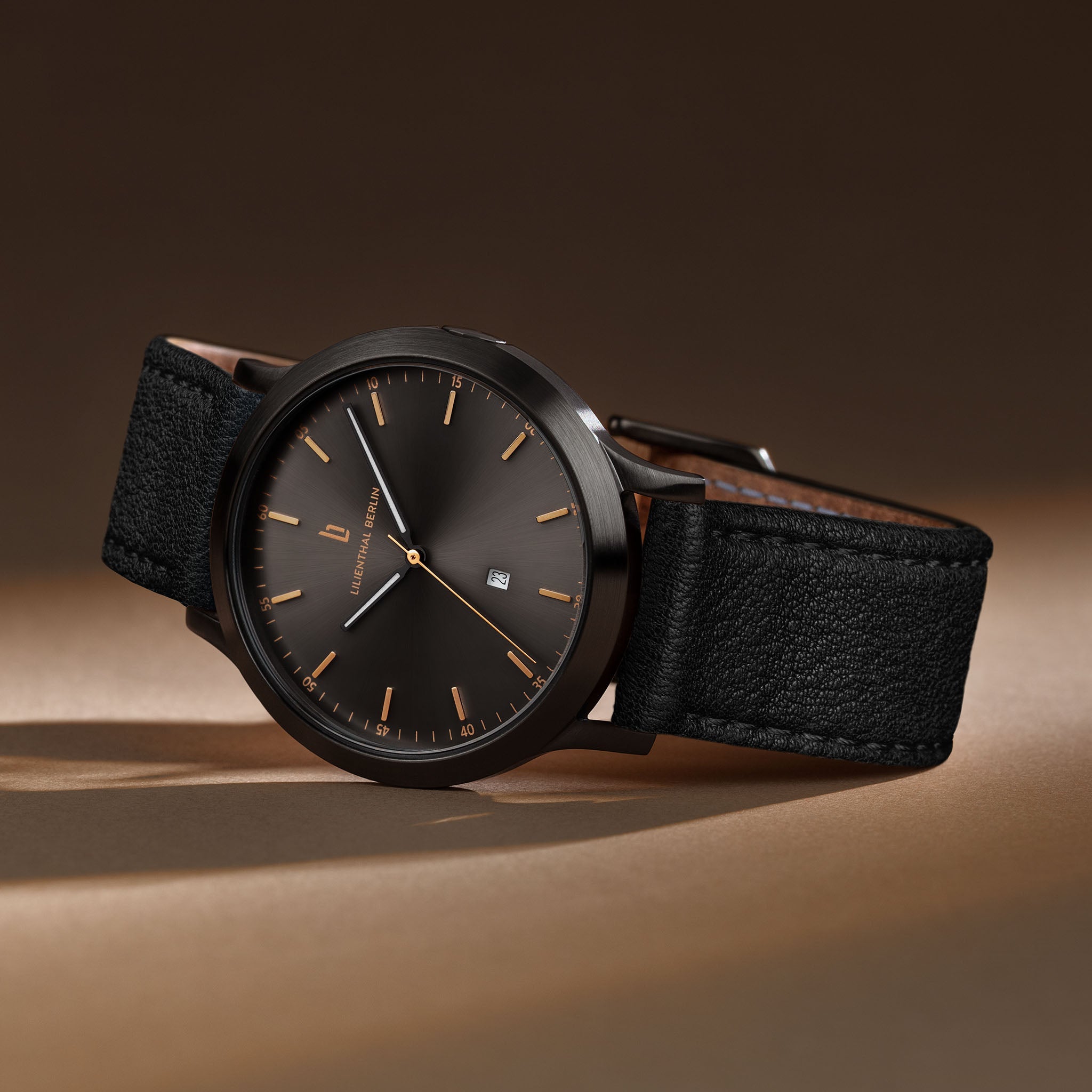Huxley Black Bronze Leather Black – Lilienthal Berlin - North America