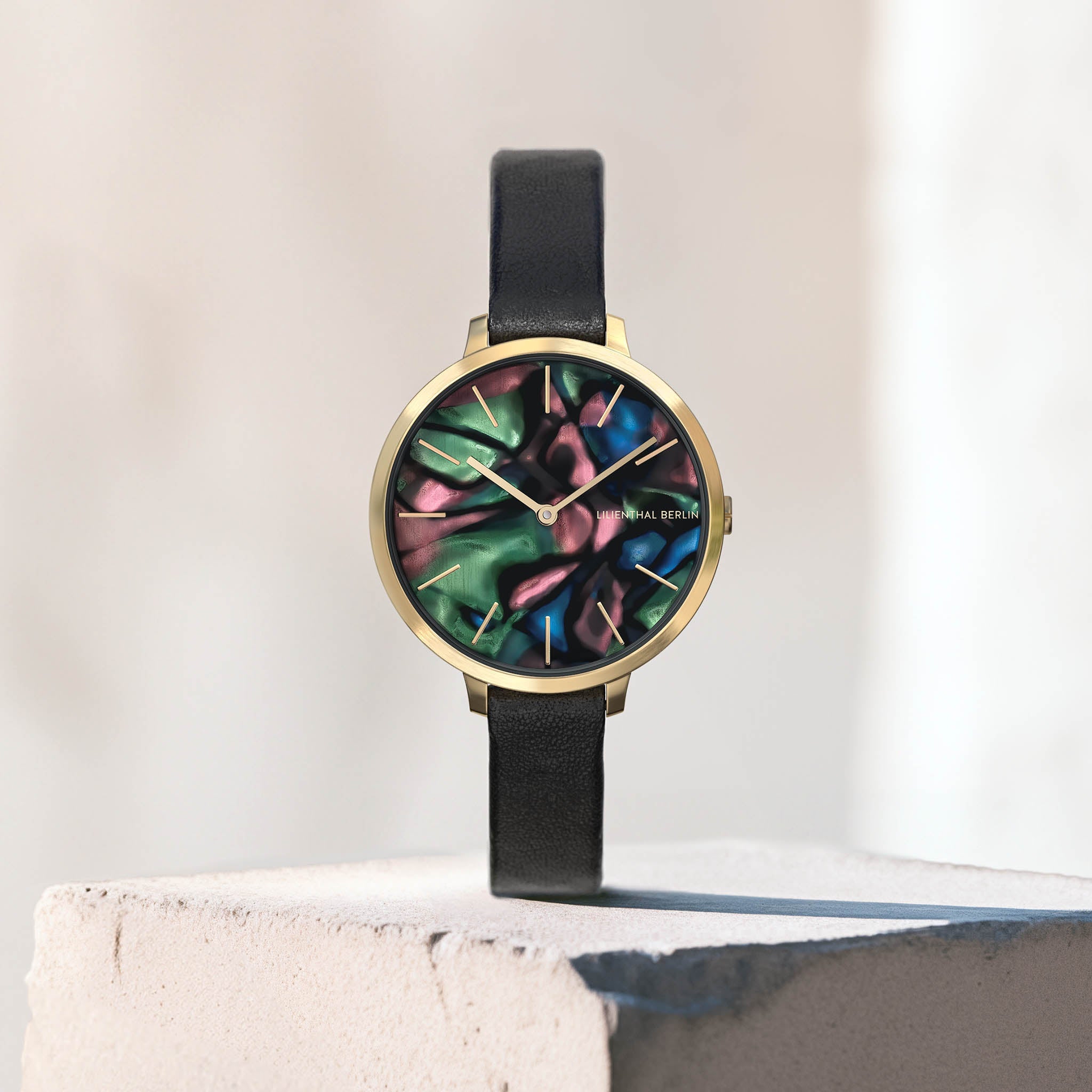 Rosalux Peacock Leather Black – Lilienthal Berlin - North America