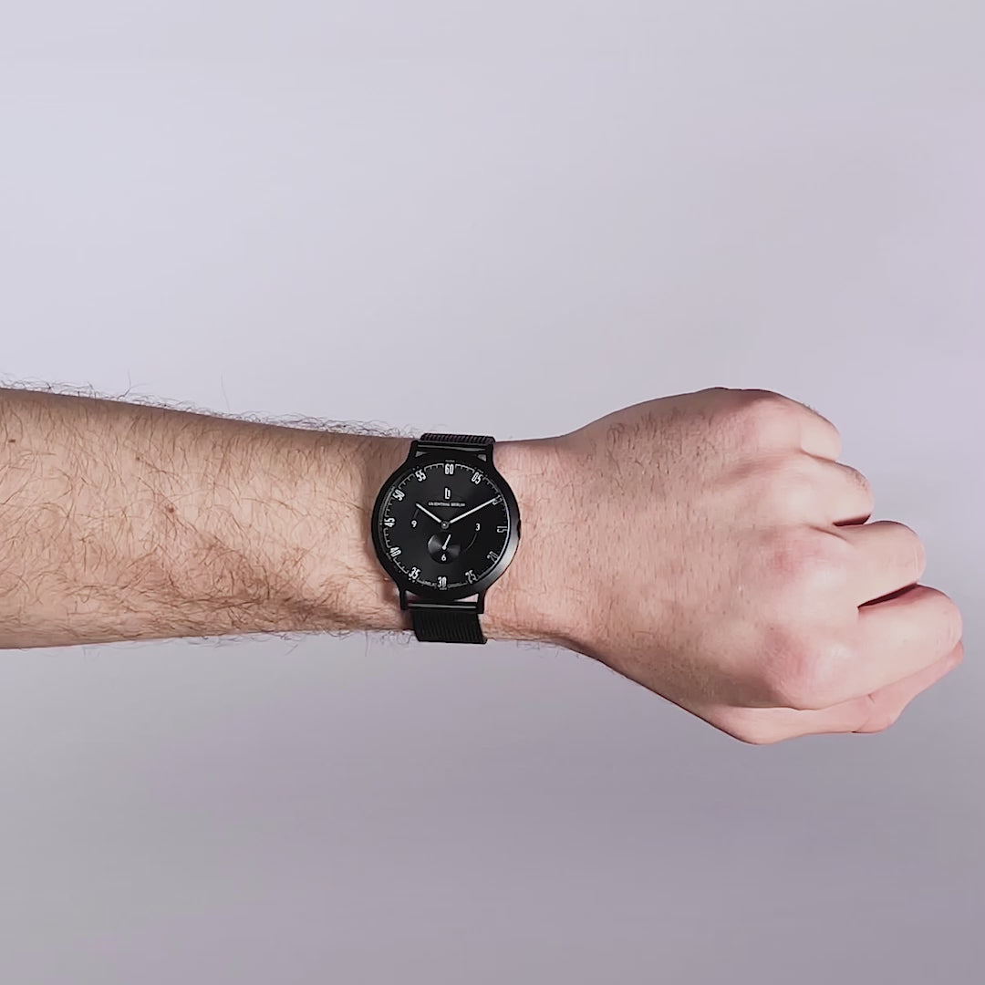LILIENTHAL 1 All Black Mesh Black Matte – Lilienthal Berlin
